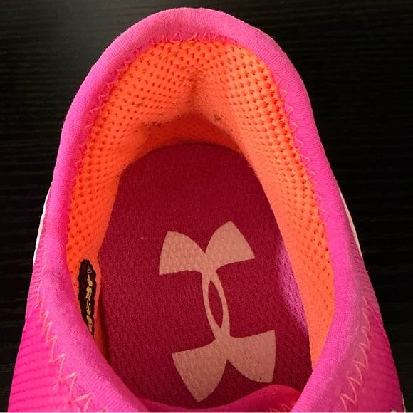 Under Armour Youth Micro G Assert 7 Running Shoes - Picture 9 of 14